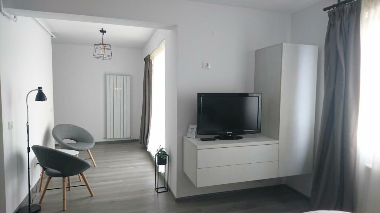 Suite Life Brasov Luaran gambar